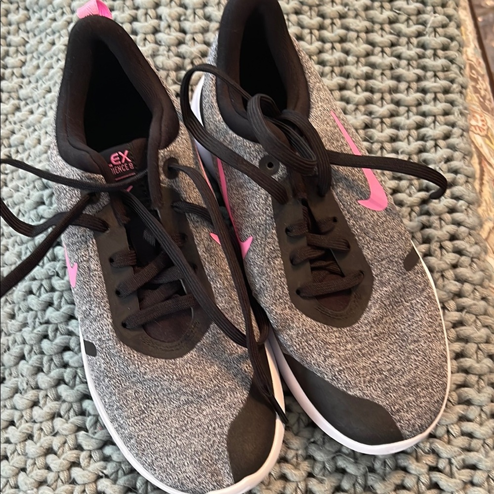 Nike Gray and Pink Sneakers with Cushioned Sole
